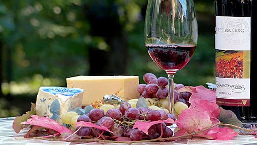 5 Wine & Cheese Pairings You Need To Try ASAP